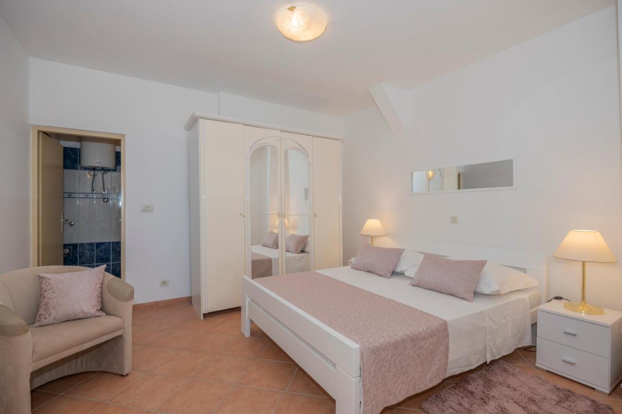 New Apartment Lucija With Sea View Baška Voda Exterior foto